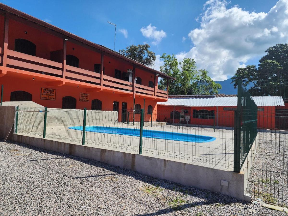 0001.10 - Maranduba - Kitnet Terreo - 4 Pessoas - 2 Quadras Do Mar - Piscina - Wi-Fi -Ar Condicionado Lägenhet Ubatuba Exteriör bild